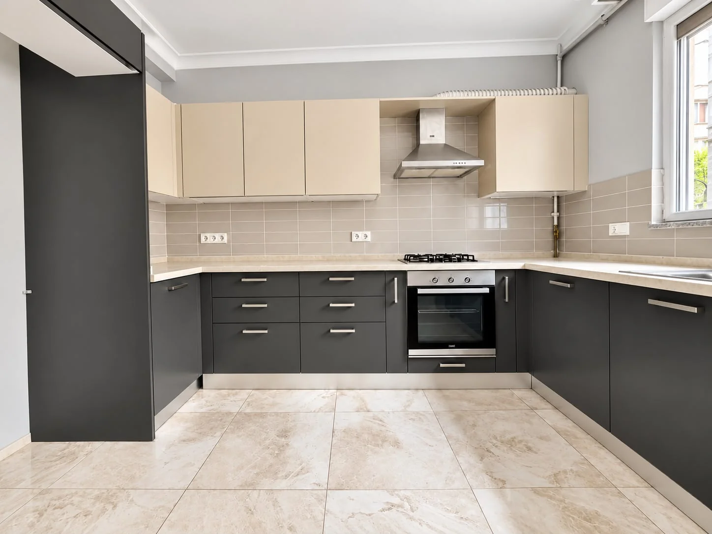 Kitchen cabinets and appliances