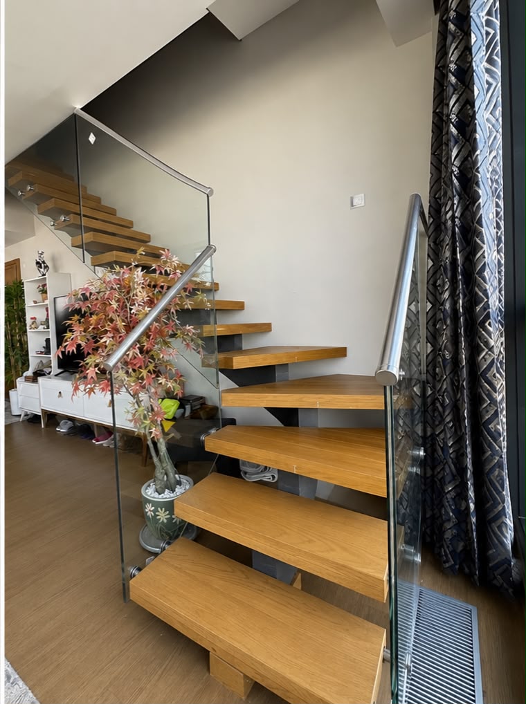 Listing gallery image 3