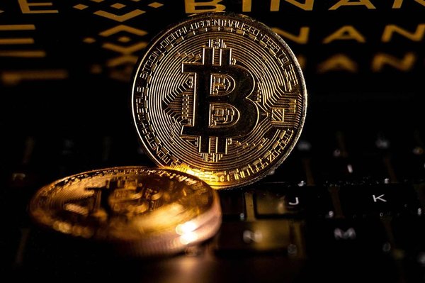 سقوط بیت‌کوین به زیر ۱۰۰ هزار دلار؛ خروج سرمایه‌گذاران نهادی موج جدید فروش را رقم زد