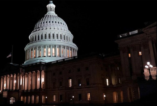 افزایش قیمت طلا هم‌زمان با رأی سنا برای پایان تعطیلی دولت آمریکا