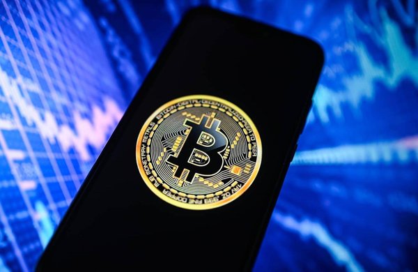 سقوط بیت‌کوین به زیر ۹۵ هزار دلار در پی چهار روز فروش سنگین