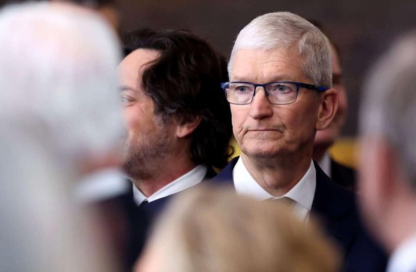 اپل قصد دارد عینک‌های هوشمند مبتنی بر هوش مصنوعی و ایرپادهای هوشمند را در سال ۲۰۲۶ عرضه کند.