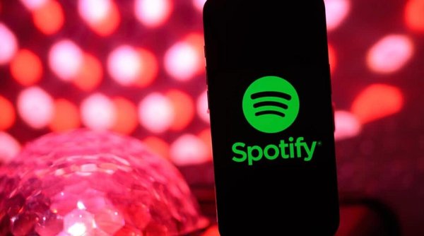 اسپاتیفای پس از استخراج غیرقانونی ۸۶ میلیون قطعه موسیقی، حساب‌ها را غیرفعال کرد