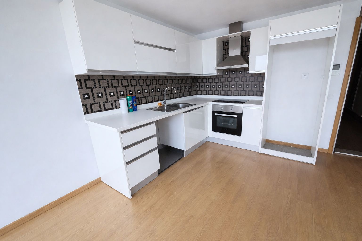 فروش واحد ۱ خوابه در مالتپه