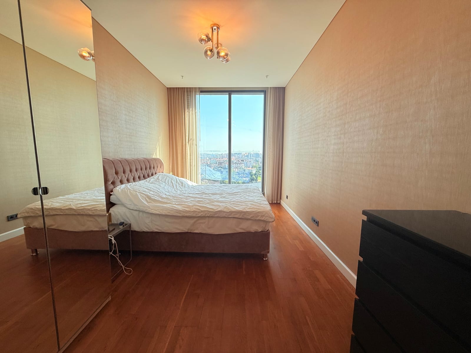 گالری اسکایلند ۳