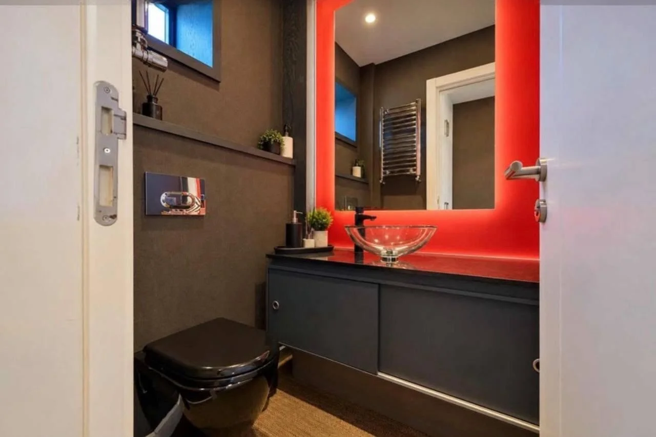 Second bathroom